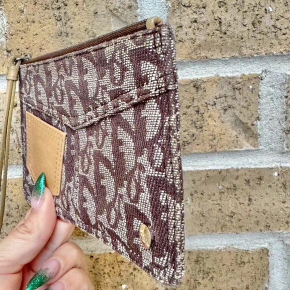 Christian Dior monogram wristlet. Comes with copy of COA from Entrupy - Picture 7 of 8